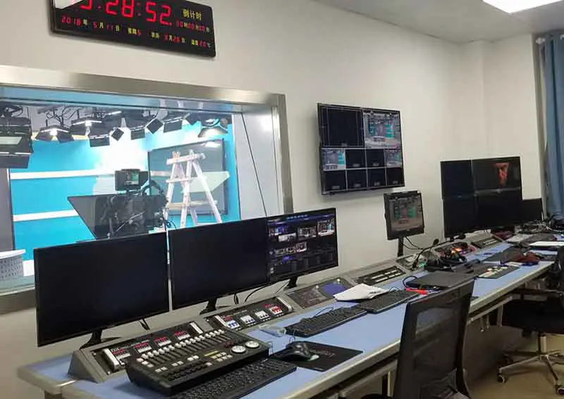 部队演播室2.webp