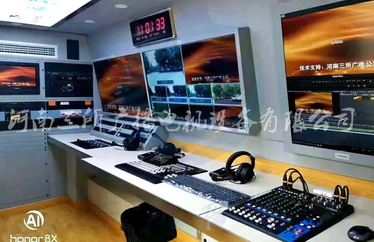 三所广电数字高清电视转播车 (5).webp