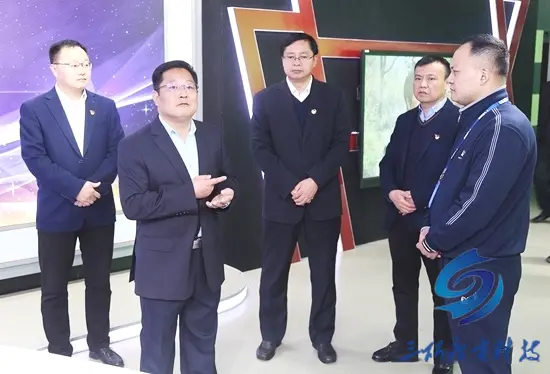 QQ图片20181108171325.webp QQ图片20181108171325.webp