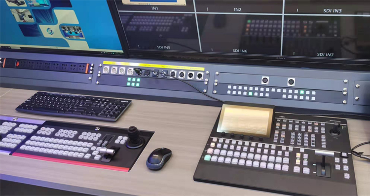 三所广电 融媒体直播车 (7).jpg